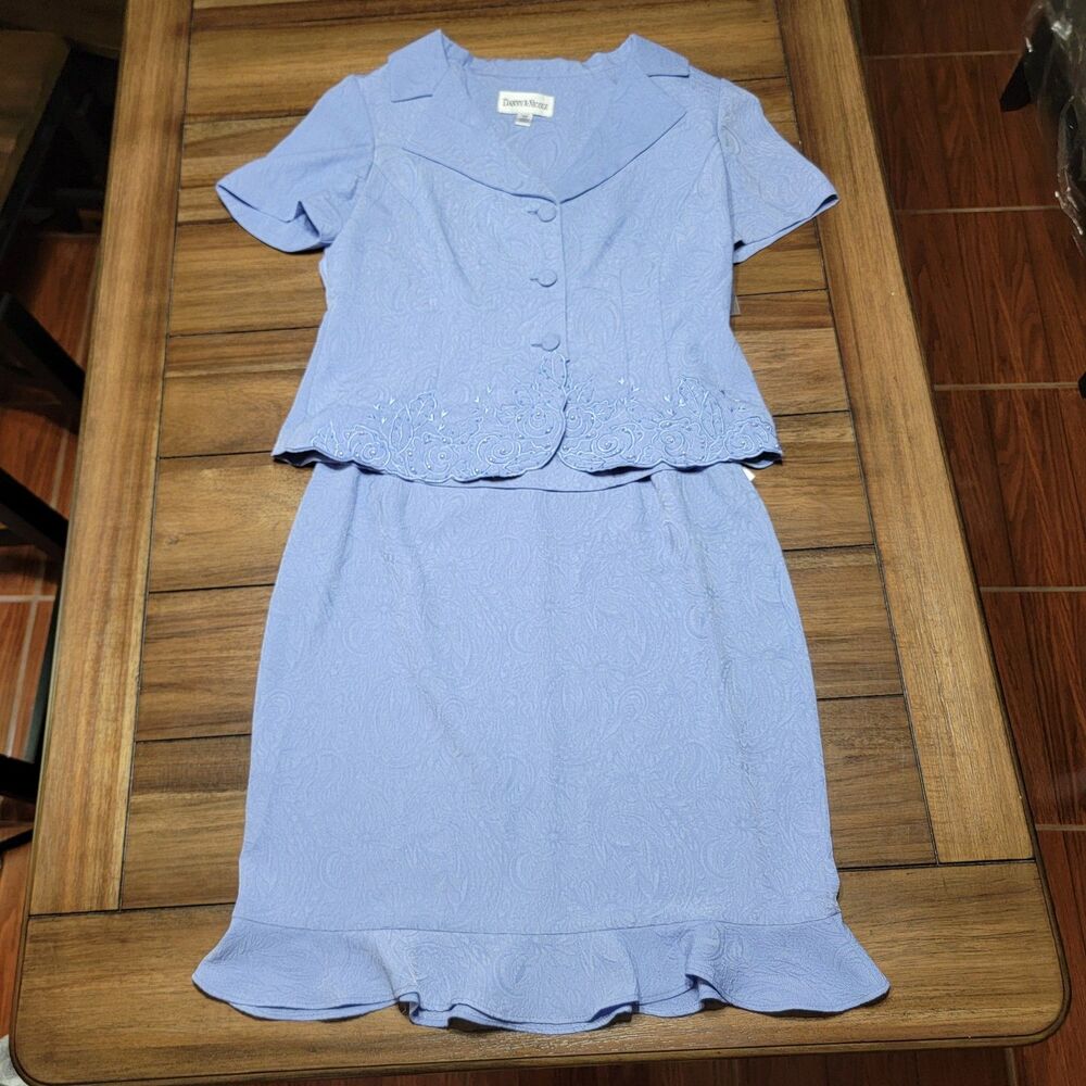 Danny & Nicole 2 Pc Lavender Top & Skirt - Size 10P NWT